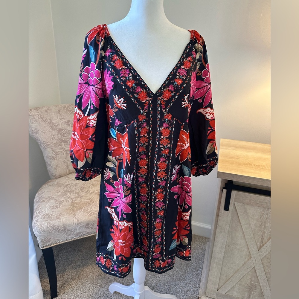 Floral V-Neck Dress with Puff Sleeves